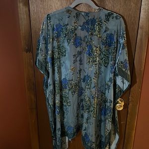 Torrid slit side Kimono